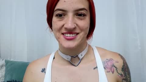 Snapshot of ninaa_fox chatting on September 12, 6:43 pm Ninaa fox online show from September 12, 6:43 pm