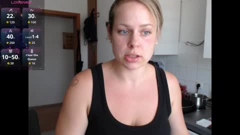 NinaBlue online show from July 20, 5:15 pm