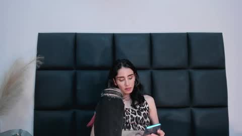 Nina online show from October 31, 7:36 pm