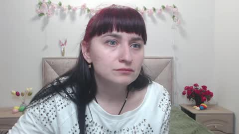 ninaflawlees online show from March 31, 12:05 pm