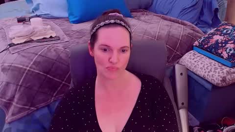 Nina Jaymes online show from December 13, 11:55 pm