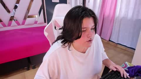 Nina online show from January 8, 9:23 pm