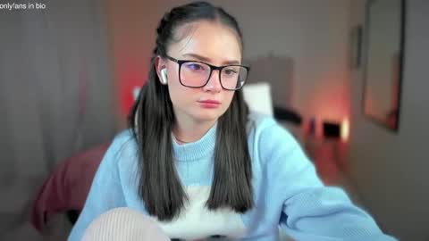 ninavolkov online show from February 26, 10:58 pm