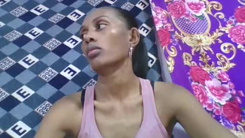 ninie246746 online show from March 30, 3:12 pm