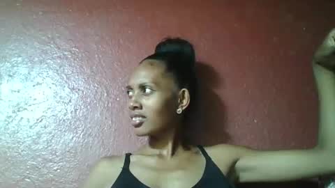 ninie246746 online show from February 24, 10:37 am