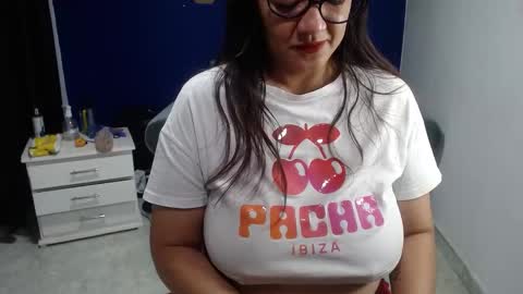 ninimature online show from December 19, 1:07 pm