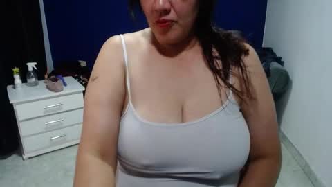 ninimature online show from January 16, 5:01 pm