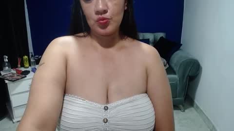 ninimature online show from January 24, 6:46 pm