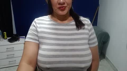 ninimature online show from February 11, 2:24 pm