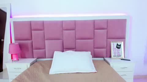 Ninna  online show from January 23, 6:24 pm