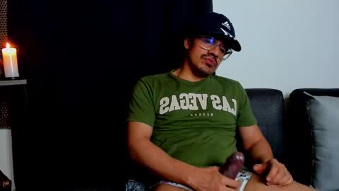 Snapshot of nipsfetich chatting on February 16, 12:41 am Steven online show from February 16, 12:41 am