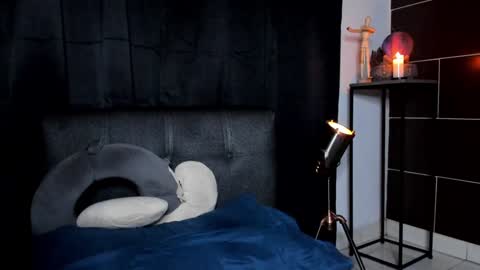 Snapshot of nipsfetich chatting on January 13, 7:54 am Steven online show from January 13, 7:54 am