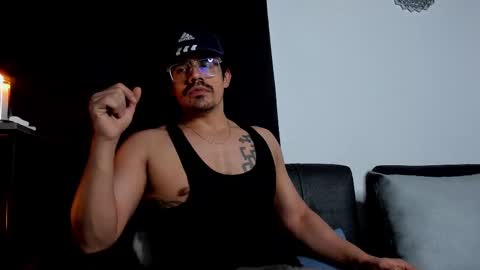 Snapshot of nipsfetich chatting on February 21, 7:23 am Steven online show from February 21, 7:23 am