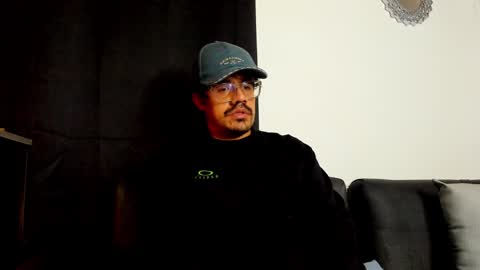 Snapshot of nipsfetich chatting on February 26, 1:25 am Steven online show from February 26, 1:25 am