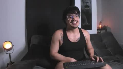 Snapshot of nipsfetich chatting on October 13, 2:24 am Steven online show from October 13, 2:24 am