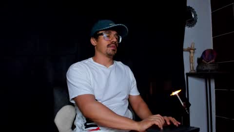 Snapshot of nipsfetich chatting on January 17, 3:34 am Steven online show from January 17, 3:34 am