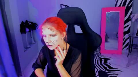 Snapshot of nitanihil chatting on October 29, 7:25 pm Nita online show from October 29, 7:25 pm