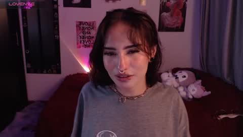 Snapshot of nixxie_ chatting on October 21, 1:33 am Nixxie  online show from October 21, 1:33 am