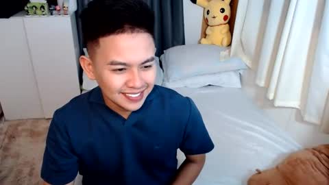 njay_16 online show from August 9, 5:29 pm