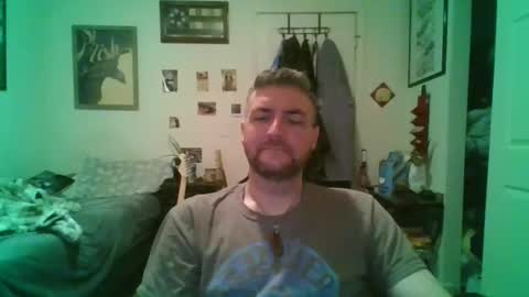 njoefats420 online show from April 3, 8:32 am