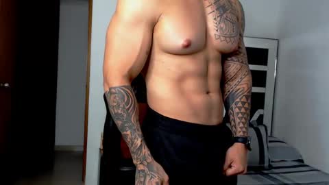 Noah Harris01 online show from February 16, 12:52 am