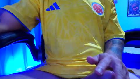 Noah B online show from June 2, 2:02 am