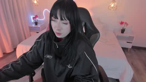 Noah  online show from November 12, 6:16 am