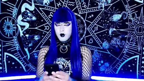 caroline online show from January 13, 8:27 pm