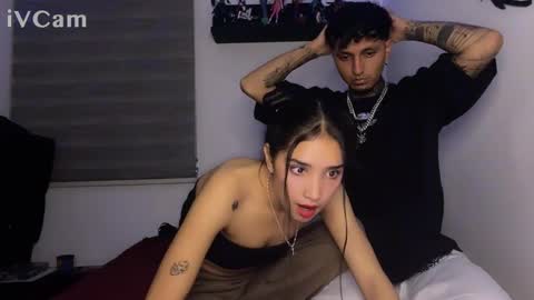 Jean Y Isa online show from November 28, 4:20 am