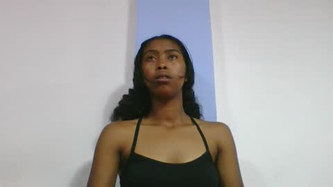 noelina online show from February 22, 8:07 am