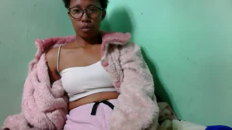 noella711128 online show from October 9, 11:15 am