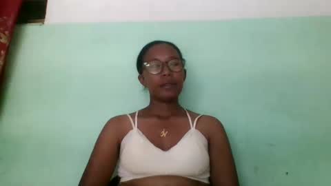 noellah online show from March 9, 4:22 pm