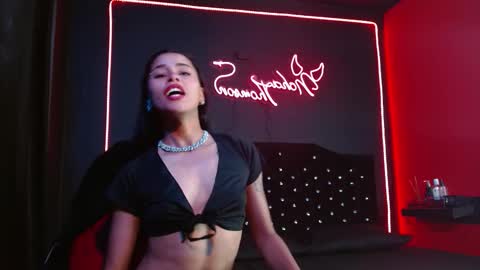 Noha Thomson online show from February 27, 9:18 pm