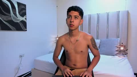 Noha Drake online show from April 18, 9:04 pm