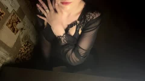 Abri online show from April 11, 3:49 pm