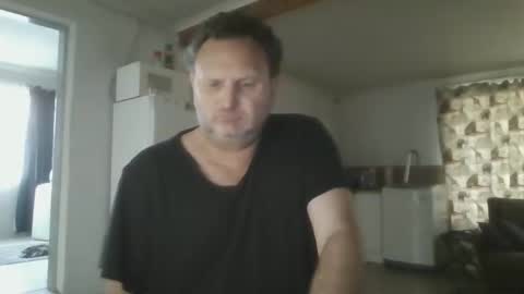 Nollie online show from April 26, 5:27 am