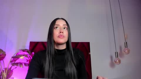 Nora Da Silva online show from December 17, 12:39 am