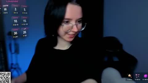 Nora Failure online show from June 18, 10:59 pm