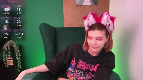 Nora Cutie u online show from March 9, 6:32 pm