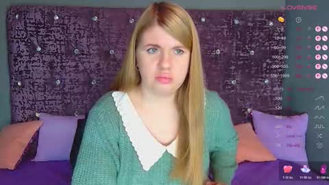 Nora online show from December 1, 4:43 am