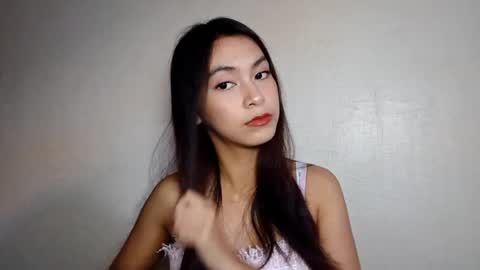 Natsu online show from April 21, 1:20 am