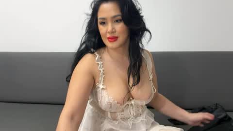 Ariana online show from April 7, 8:22 pm