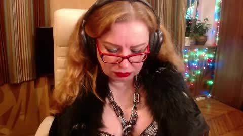 Snapshot of norma_gin chatting on October 25, 9:59 pm miss Tress online show from October 25, 9:59 pm