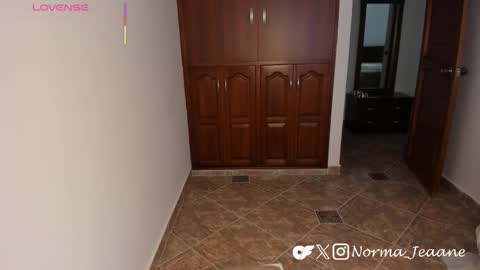 Norma Jeaane online show from February 26, 8:56 pm