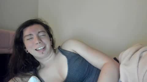 Emily snow online show from September 29, 11:04 pm