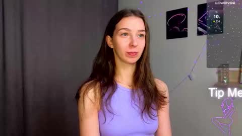 Hello My name is Helene NTMU  Finger up if u like what u see online show from October 6, 2:13 pm