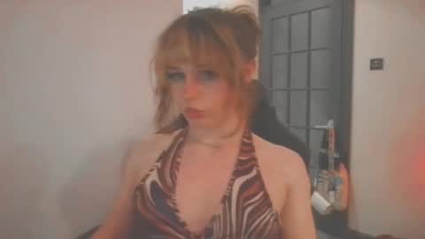Lucy online show from May 27, 12:39 am