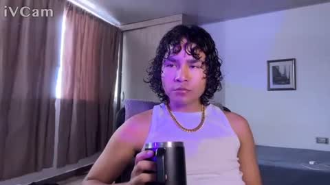 Nova online show from November 17, 6:10 pm