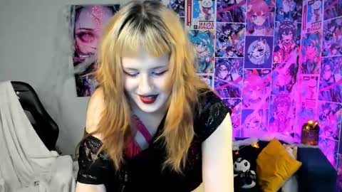 NovaGrave online show from October 22, 1:02 pm