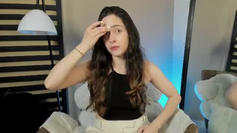 nova_grey__ online show from July 4, 1:48 pm